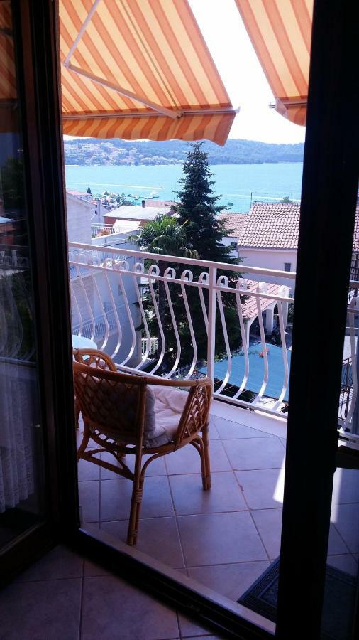 Maca Apartment *